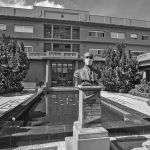 Estátua de Pedro Ludovico e Palácio das Esmeraldas-Quarentena em Goiânia Estátua de Pedro Ludovico e Palácio das Esmeraldas-Quarentena em Goiânia